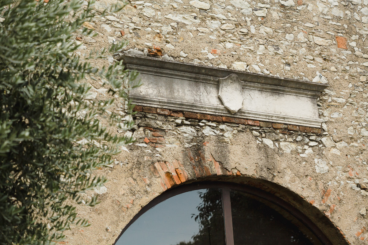 dettaglio pietra dimora storica palazzo antico brescia